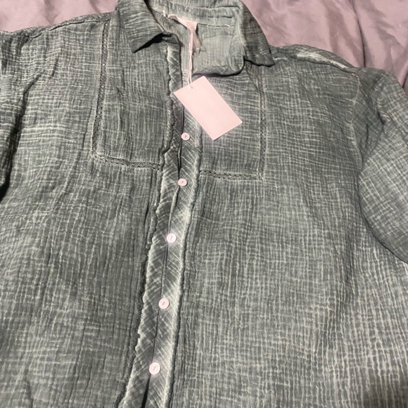 ANDREE BY UNIT Green Button Down Shirt - Picture 3 of 6